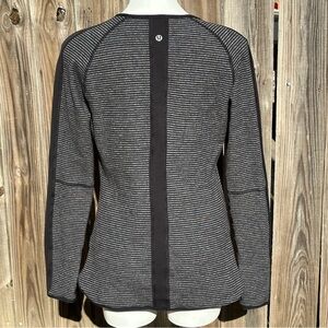 lululemon athletica Gray and Black Long Sleeve Top